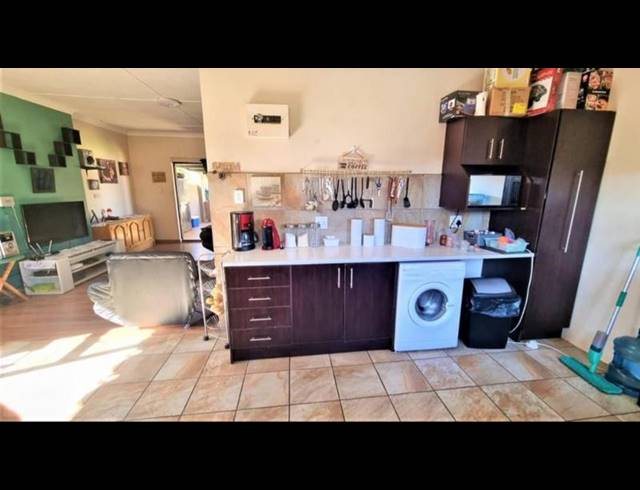 3 BEDROOM PROPERTY TO RENT IN CASSELDALE